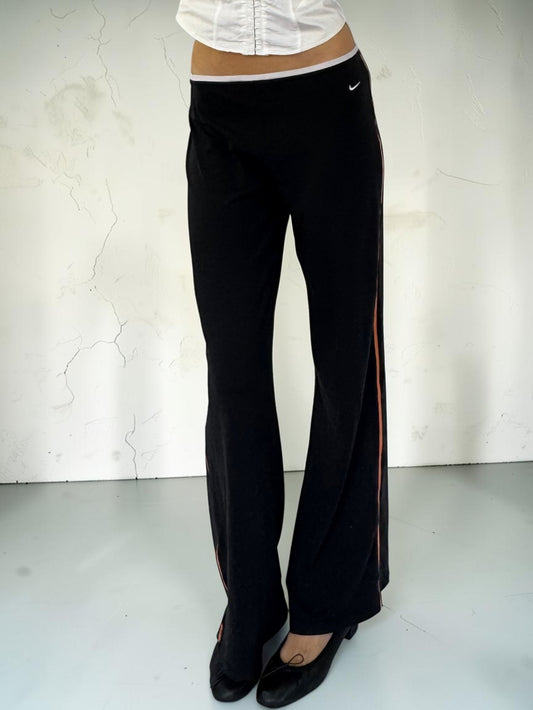 nikewhitehemleggingsback