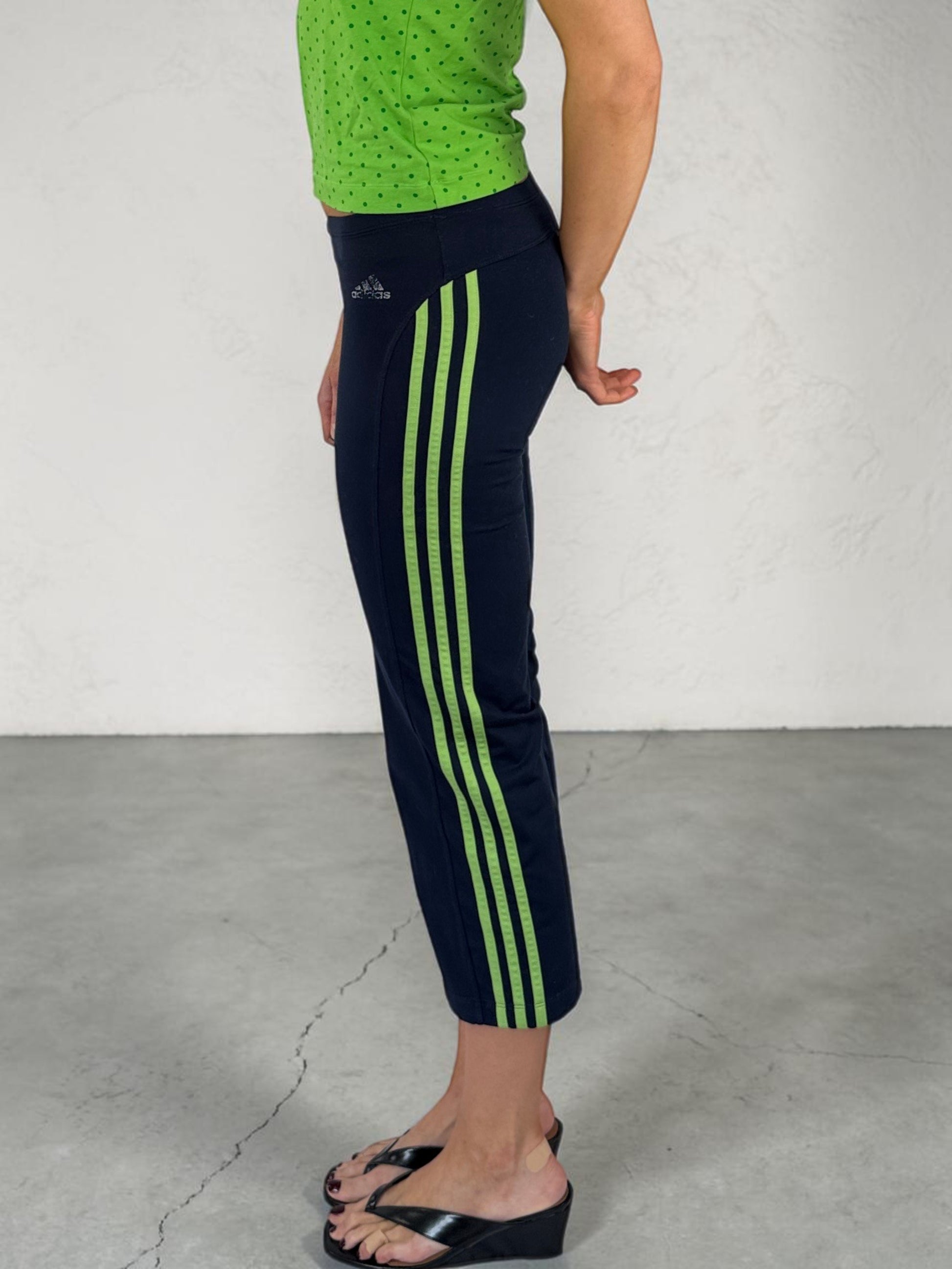 Adidas_green_strip_capri_side_side1