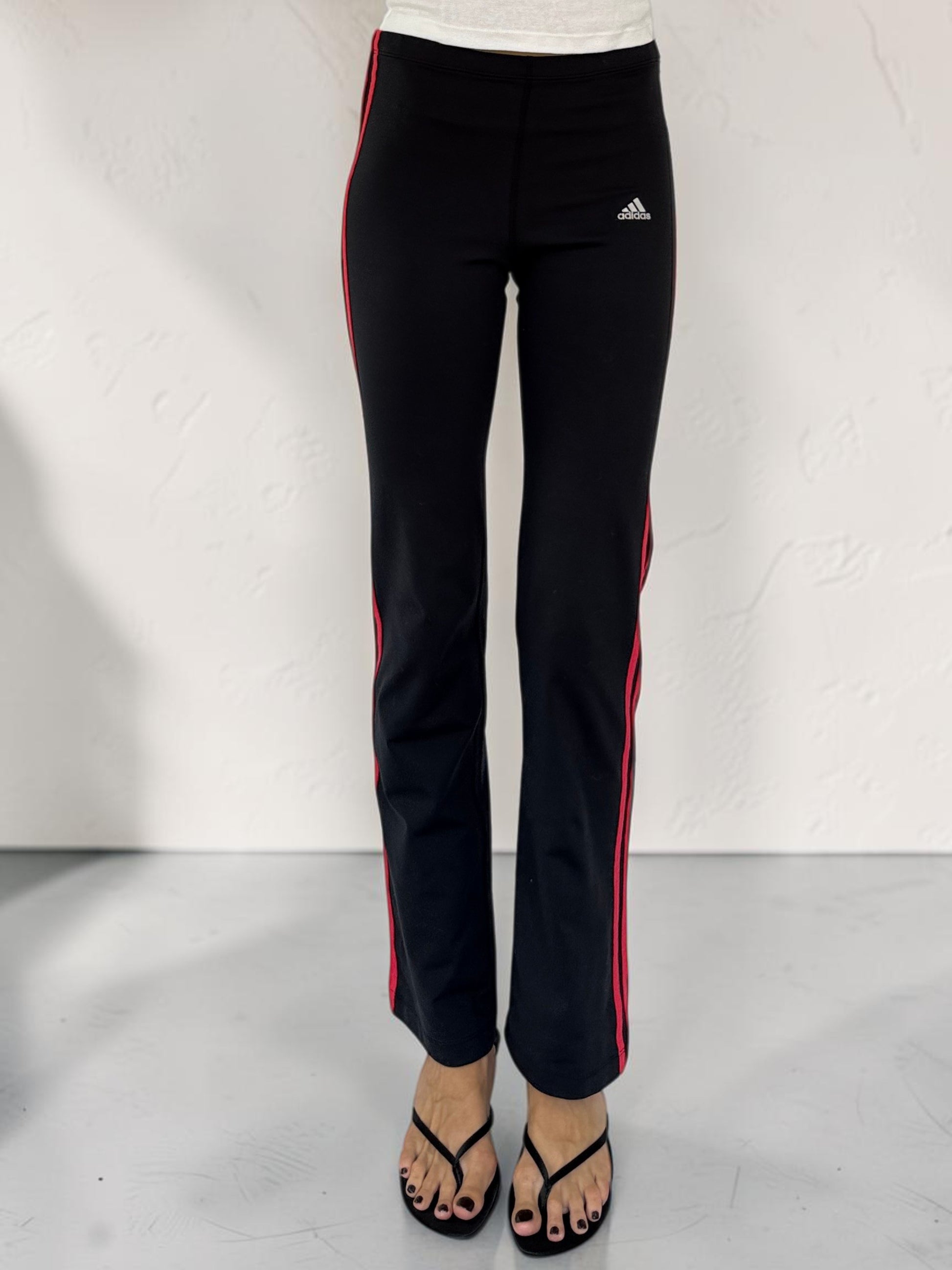 Adidasredhighstripeleggingsfront