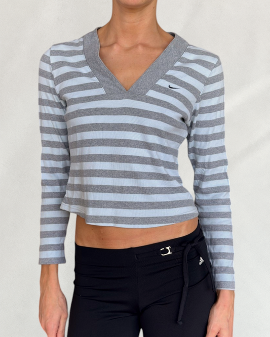 Striped Nike V-Neck Longsleeve