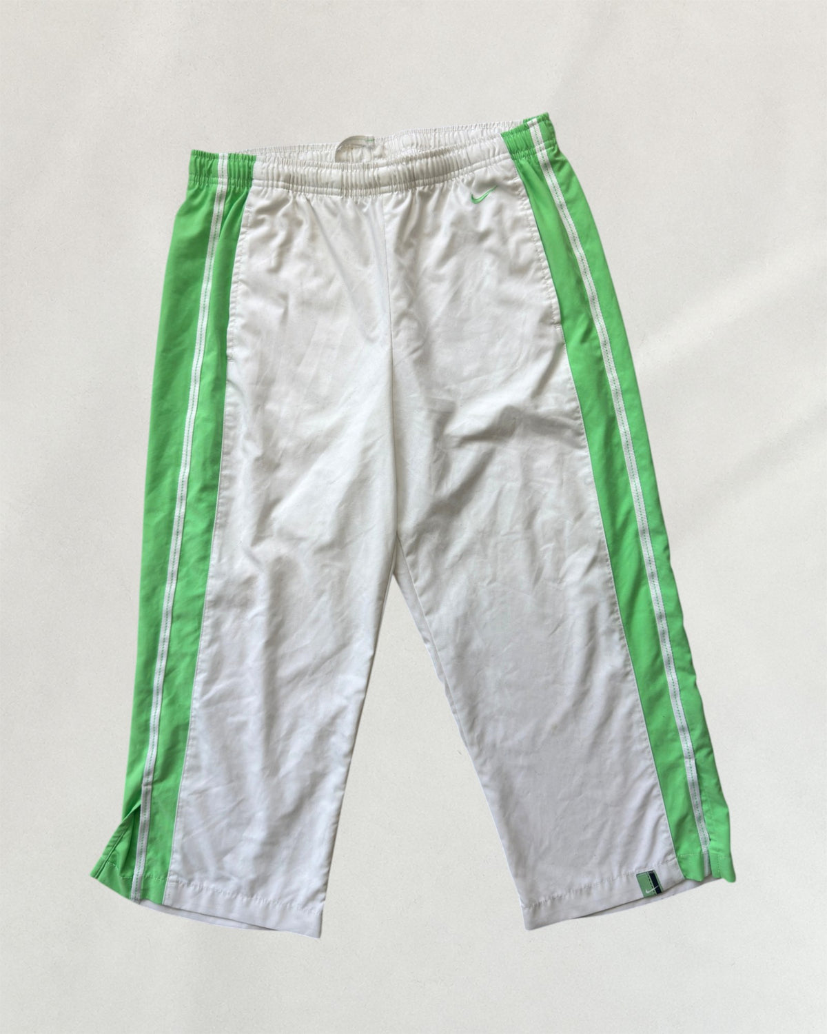 Nike White & Green Bermudas
