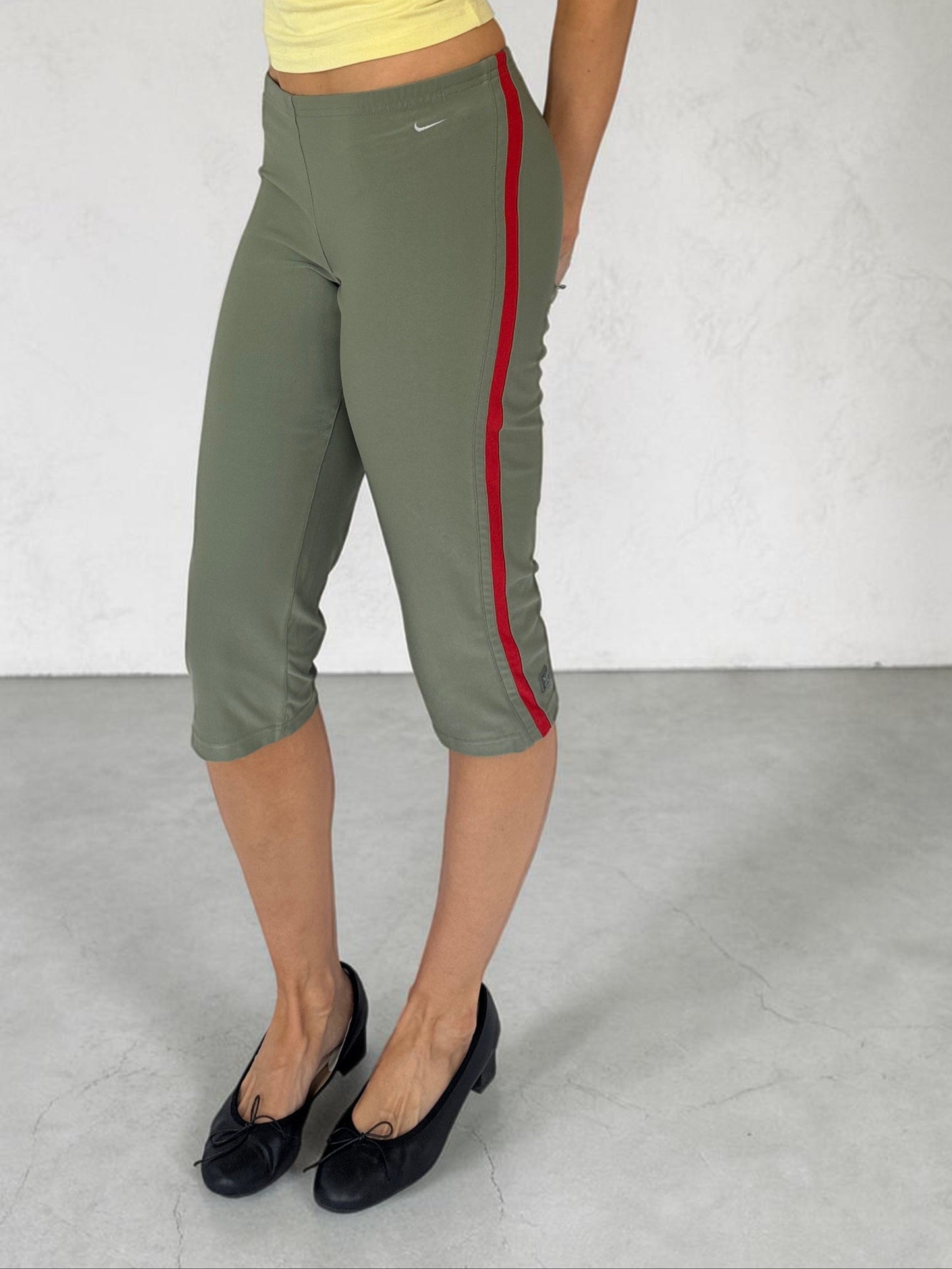 Nike capri left side