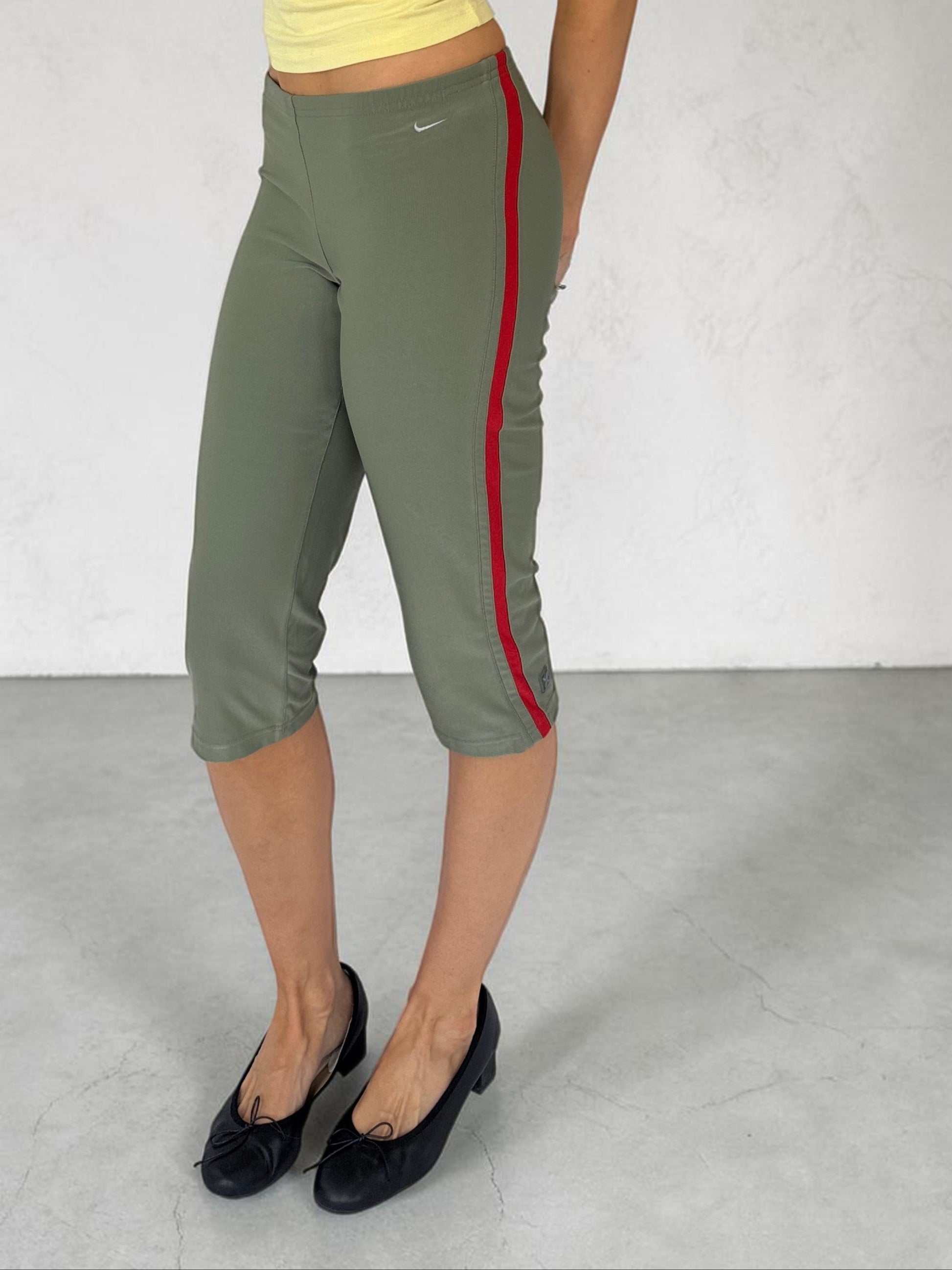 Nike capri left side