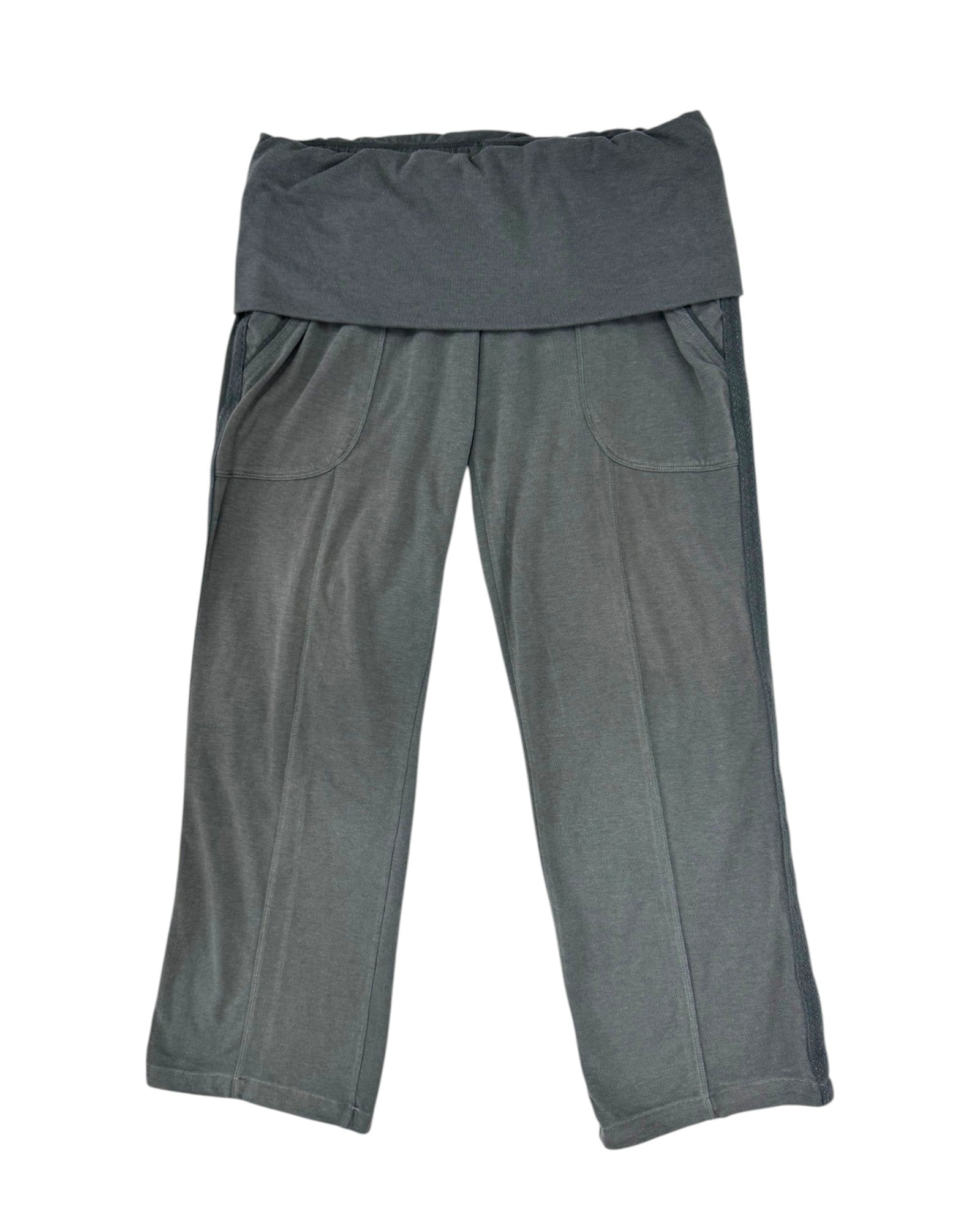 adidas_stella_loose_capri_flatfront