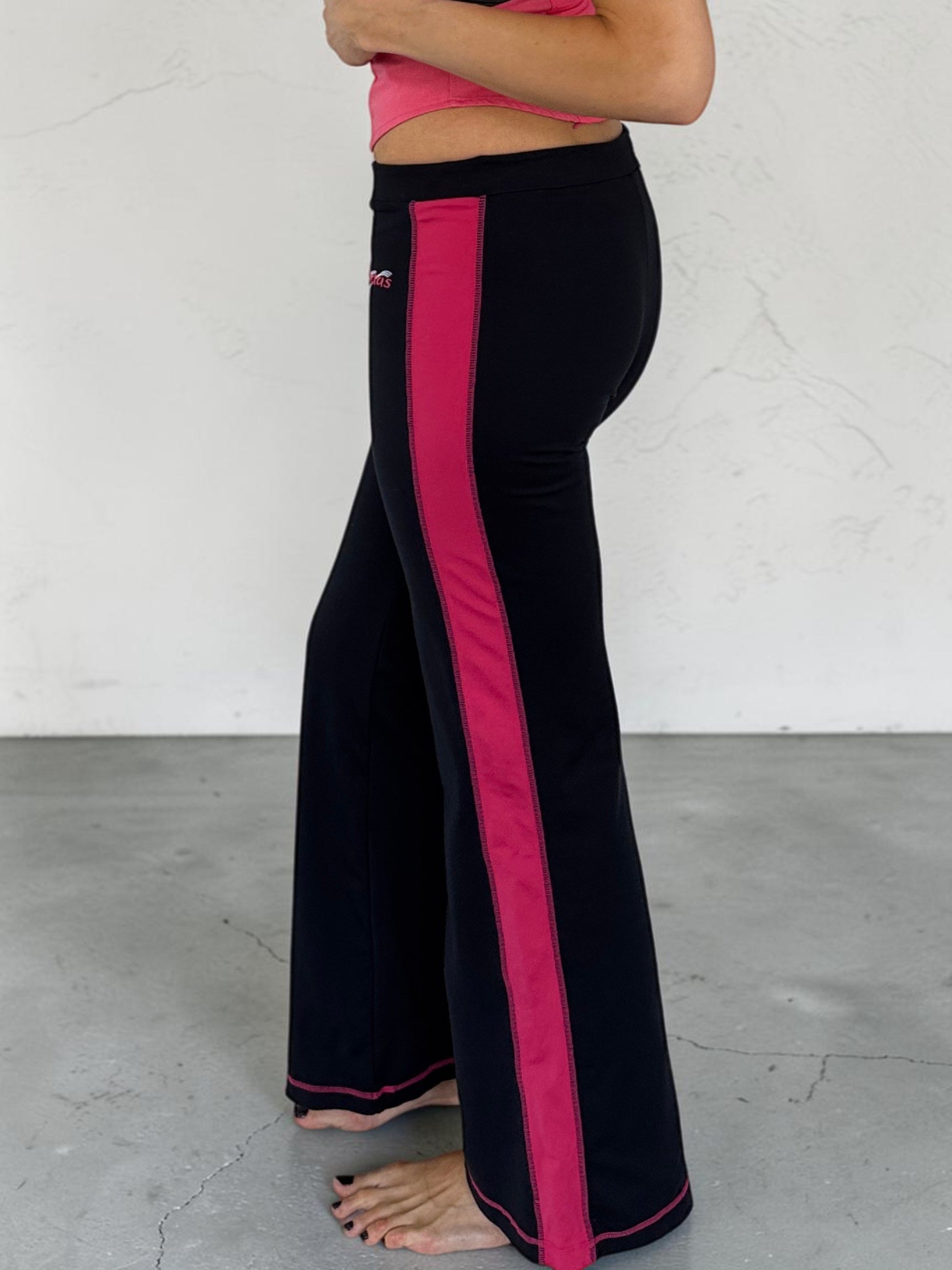 adidasbigpinkstripeleggingsside2