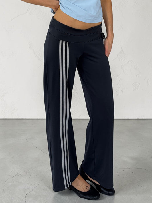 adidasfrontstriptiefrontleggingsside