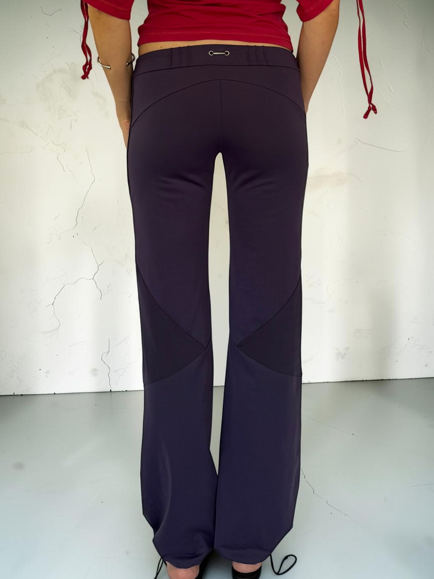 adidaspurplescunchbottomleggingsback