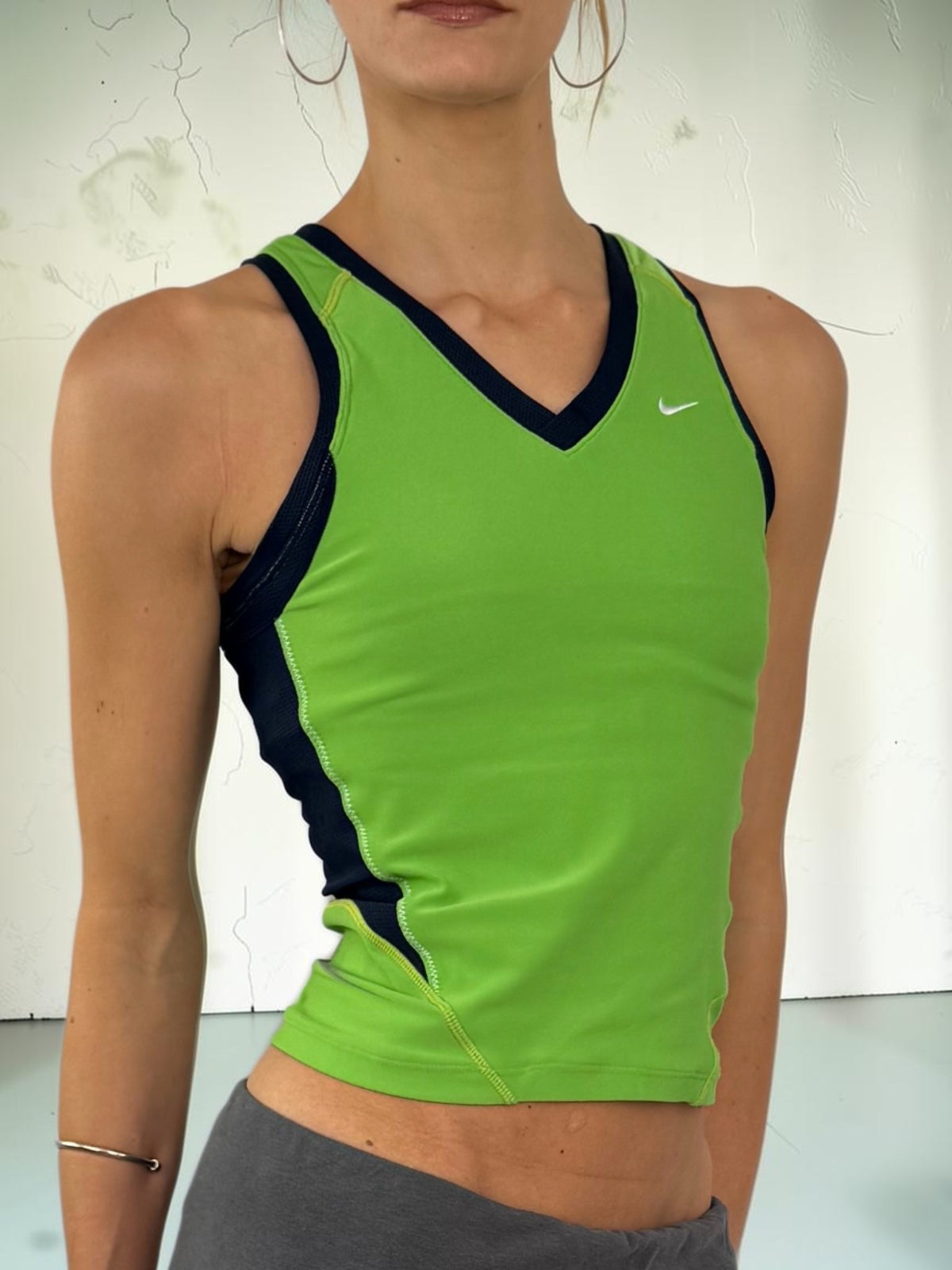 nike_green_black_top_front