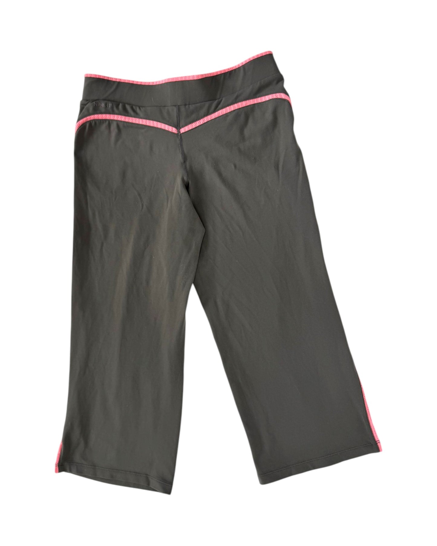 nike_grey_pink_capri_flatback