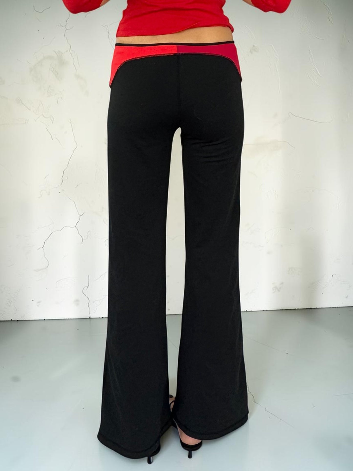Nike Reversible Asymmetric Waistband Leggings