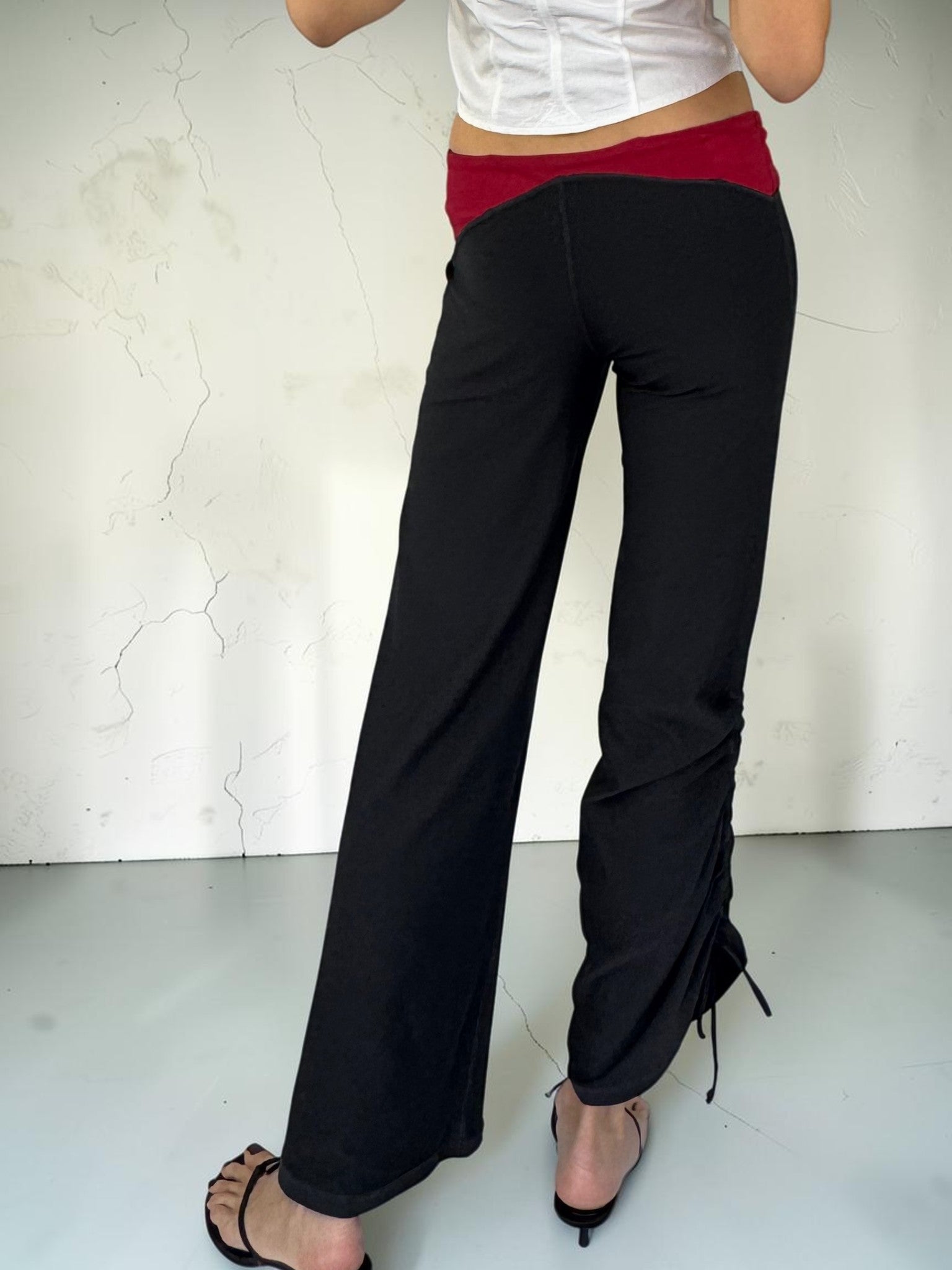 nikereversiblescrunchleggingsback